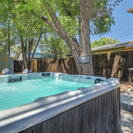 The Vibrant Victorian Hot Tub & Fire Pit In Occ Vila Colorado Springs Exterior foto