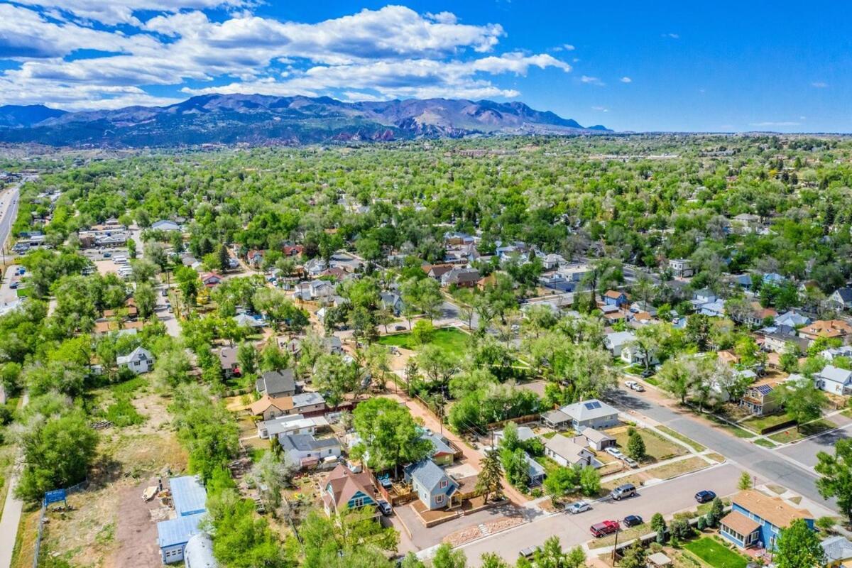 The Vibrant Victorian Hot Tub & Fire Pit In Occ Vila Colorado Springs Exterior foto
